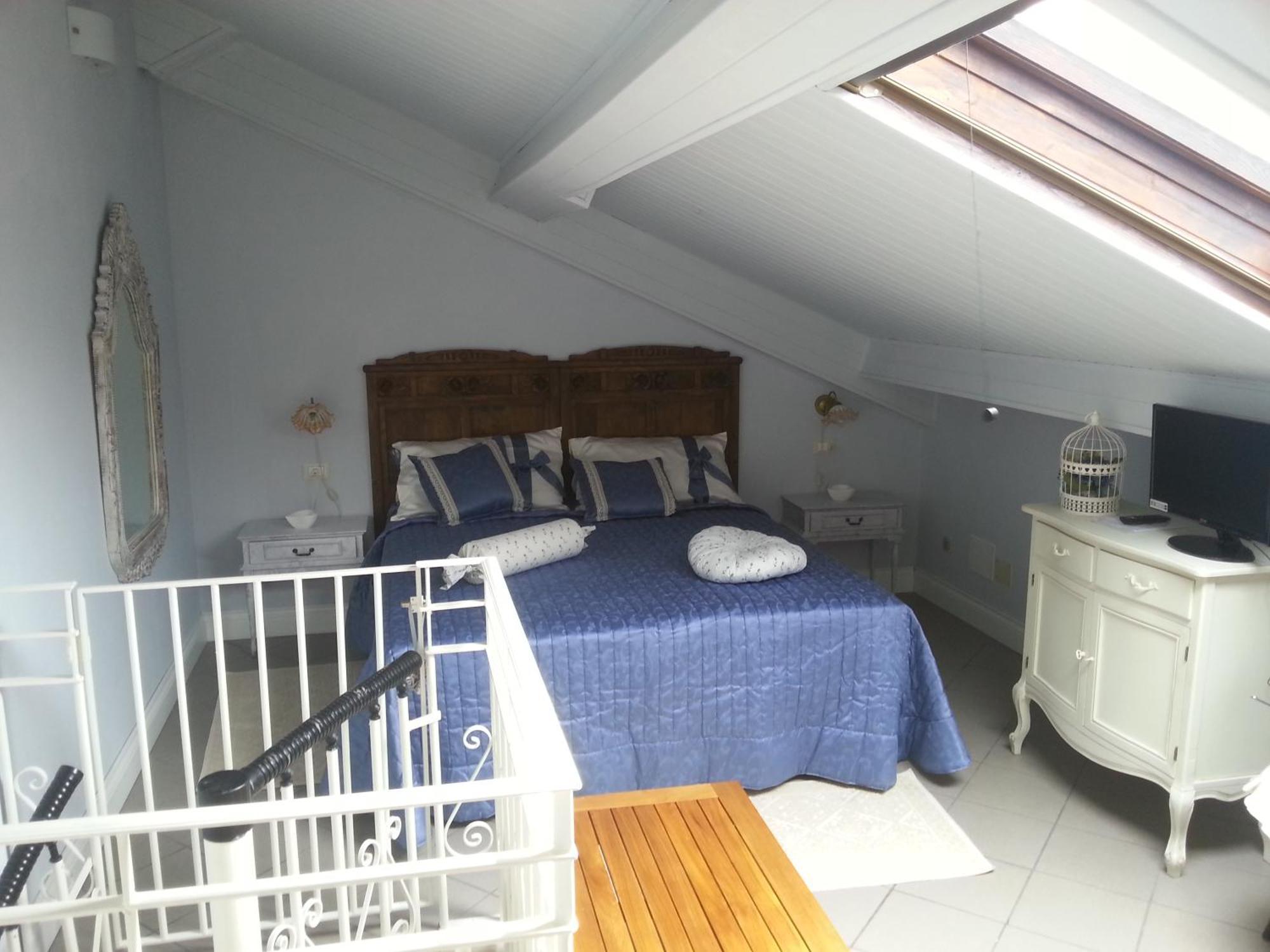 Case Vacanze Borgo Marina Imperia Room photo