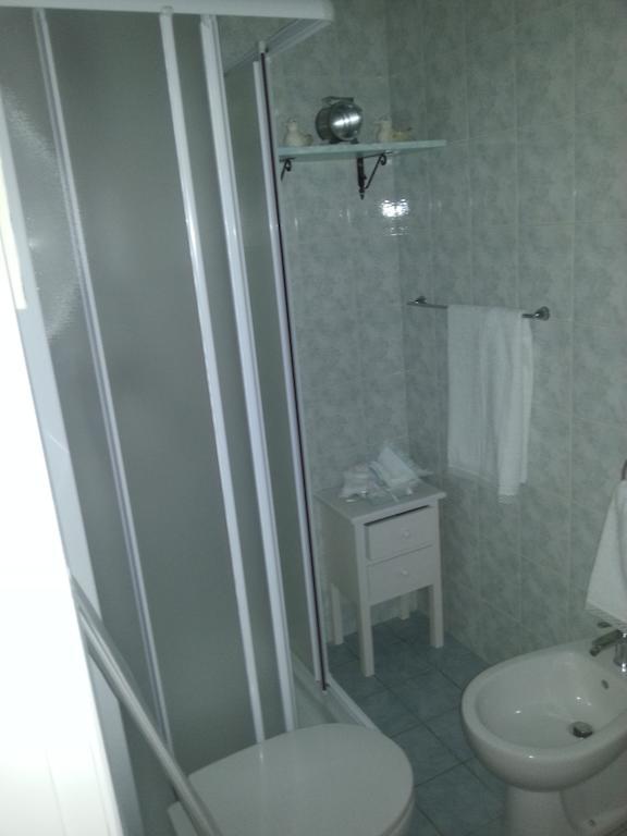 Case Vacanze Borgo Marina Imperia Room photo