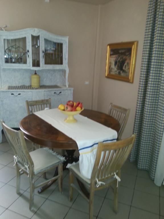 Case Vacanze Borgo Marina Imperia Room photo